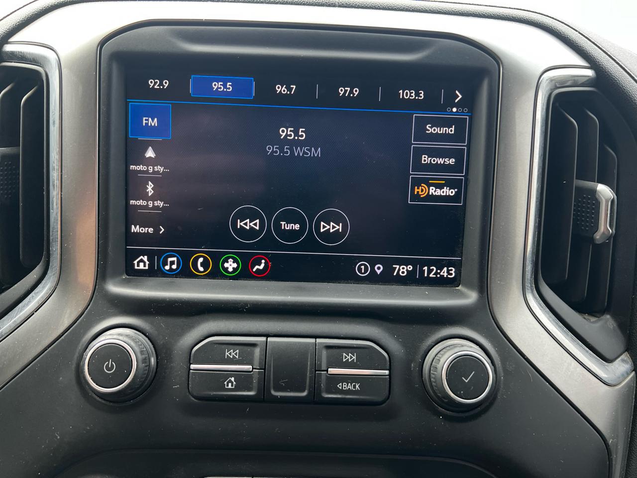 Chevrolet Silverado 1500 LT Trail Boss Crew Cab 4WD 2021