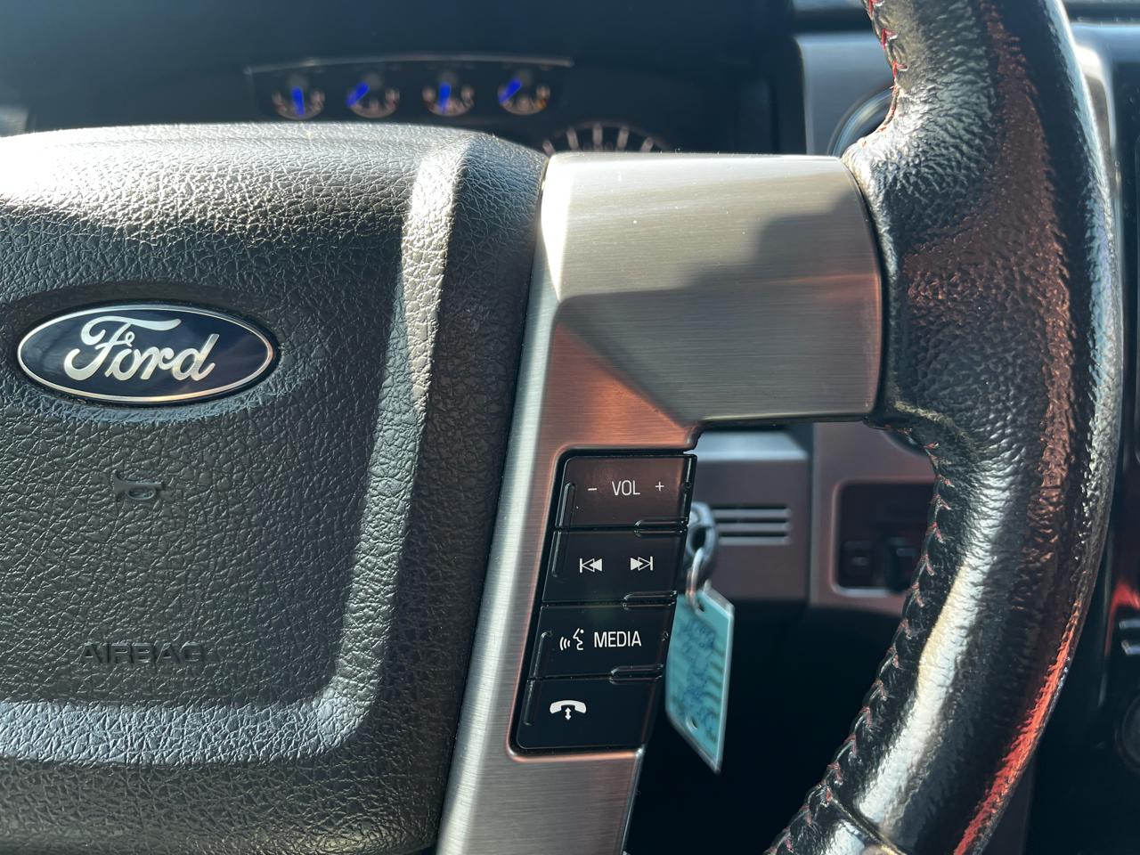 Ford F-150 Lariat SuperCrew 5.5-ft. Bed 4WD 2013