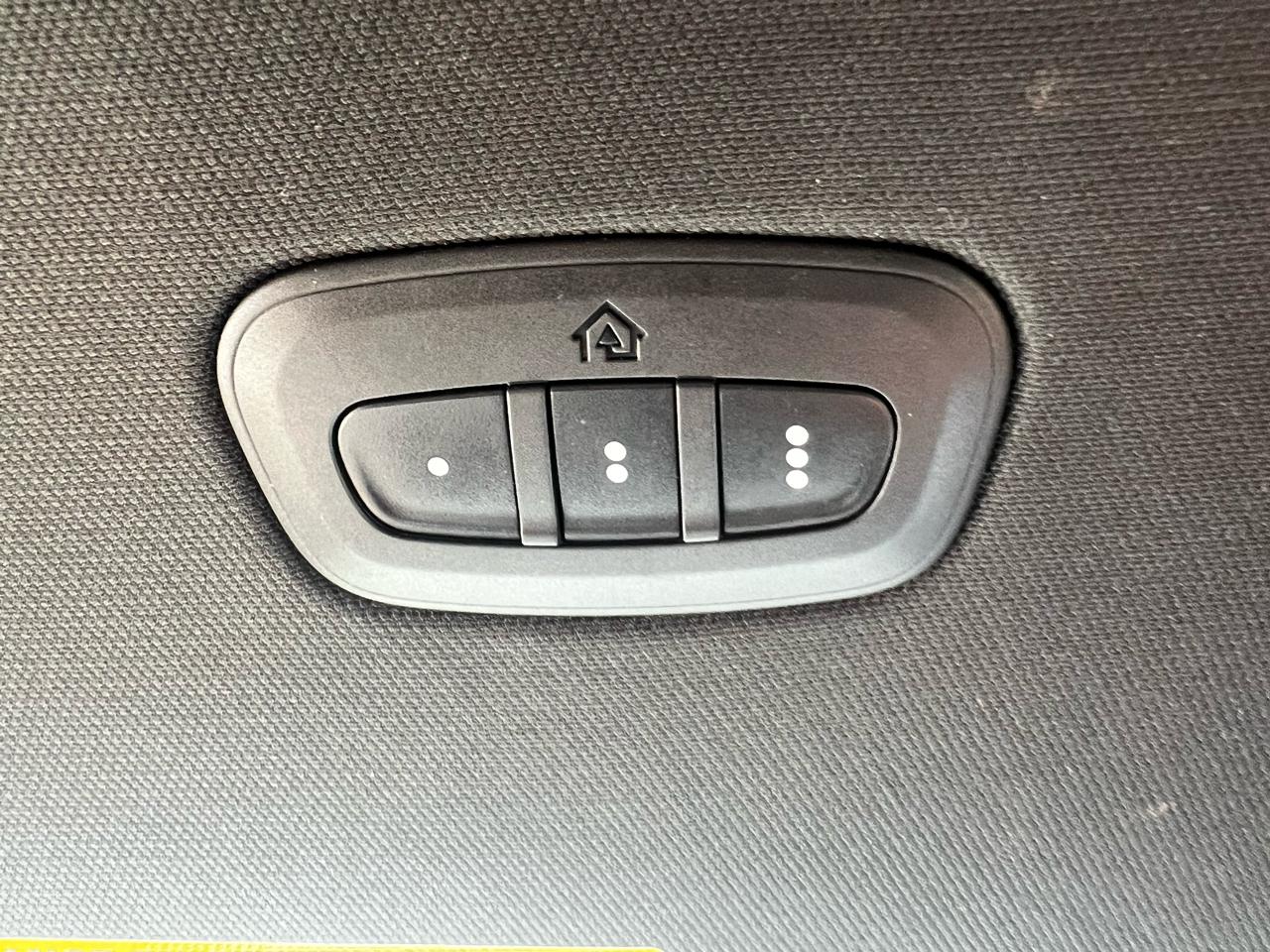 RAM 1500 Rebel Crew Cab SB 4WD 2019