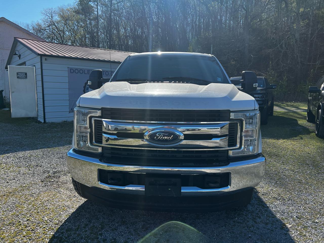 Ford F-250 SD XL Crew Cab 4WD 2017