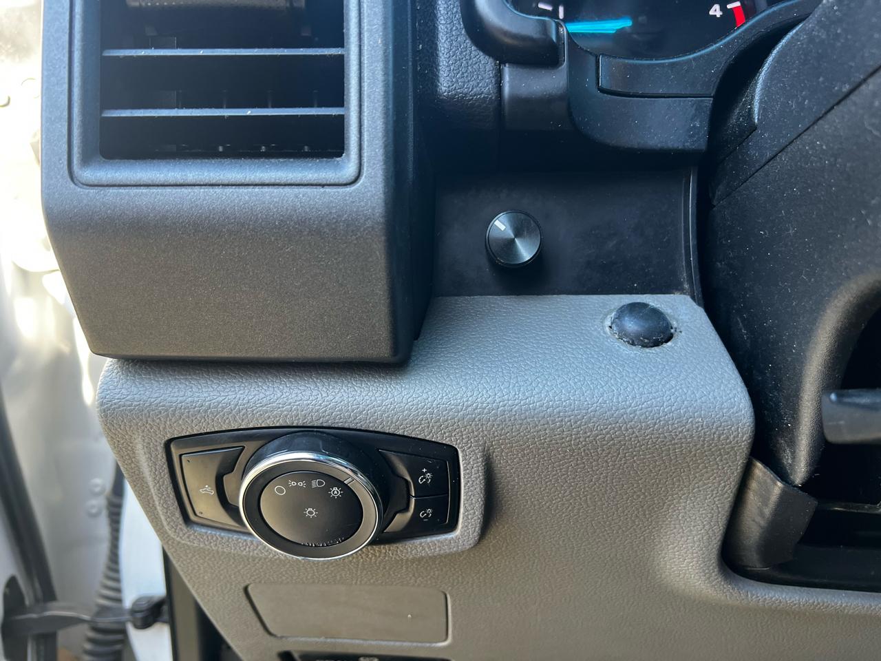 Ford F-250 SD XL Crew Cab 4WD 2017