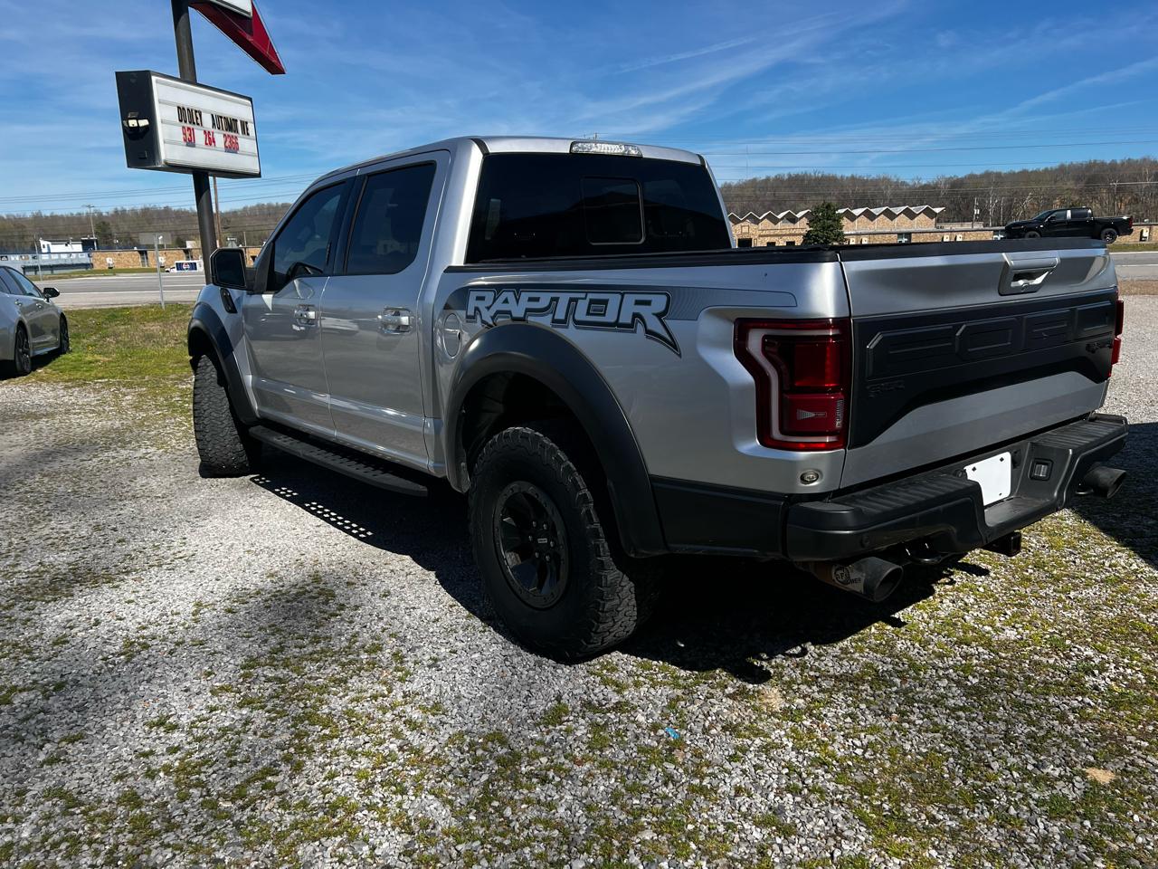 Ford F-150 Raptor SuperCrew 4WD 2017