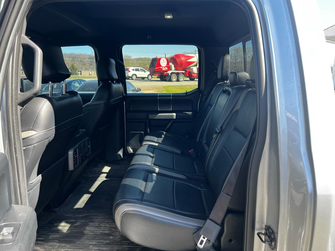 Ford F-150 Raptor SuperCrew 4WD 2017