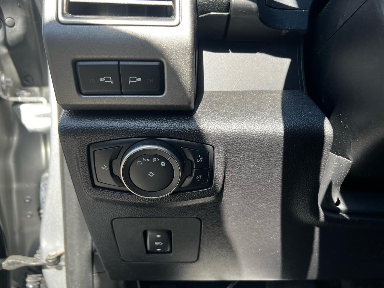 Ford F-150 Raptor SuperCrew 4WD 2017