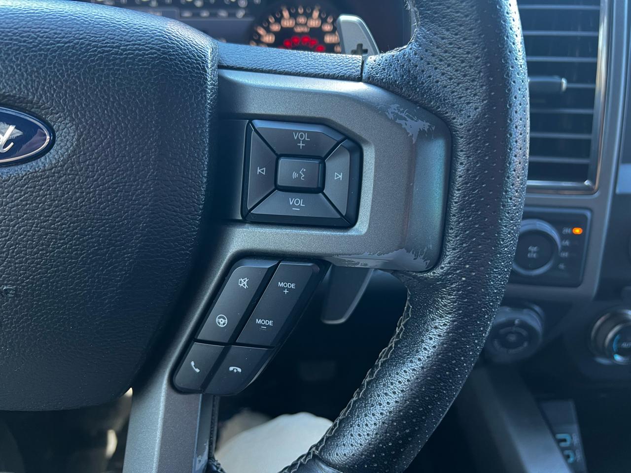 Ford F-150 Raptor SuperCrew 4WD 2017