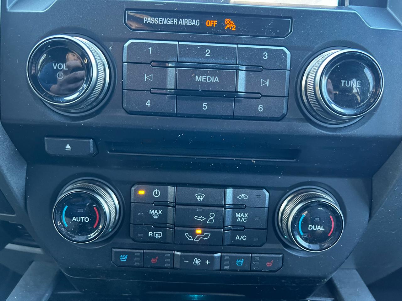 Ford F-150 Raptor SuperCrew 4WD 2017