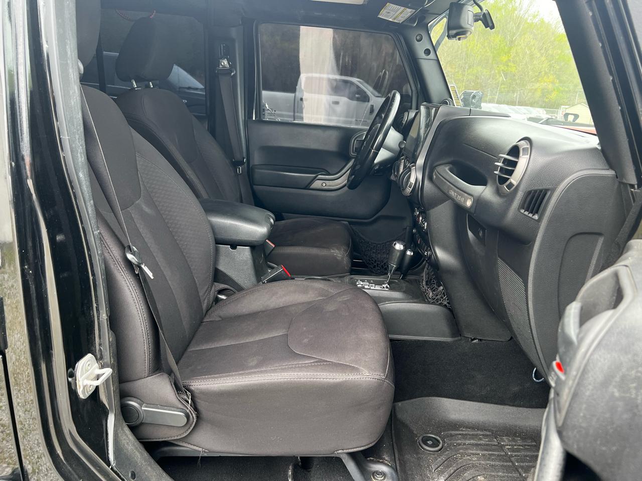 Jeep Wrangler Unlimited Sport 4WD 2014