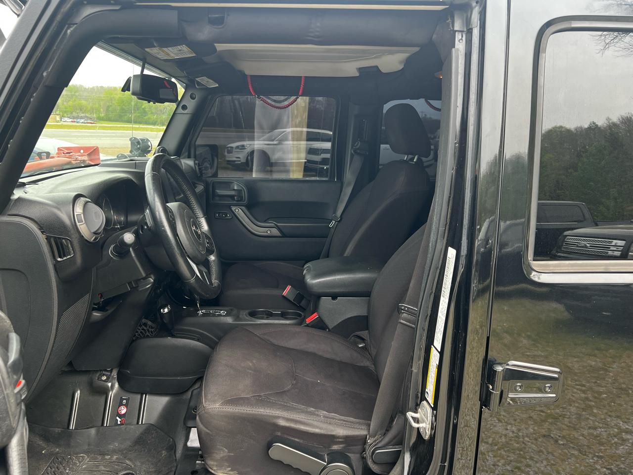 Jeep Wrangler Unlimited Sport 4WD 2014