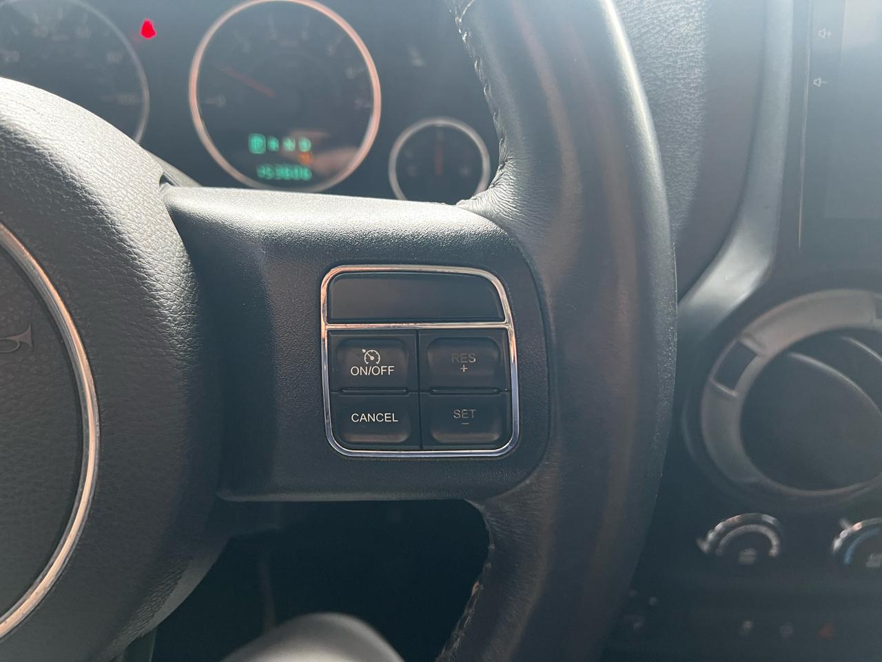 Jeep Wrangler Unlimited Sport 4WD 2014