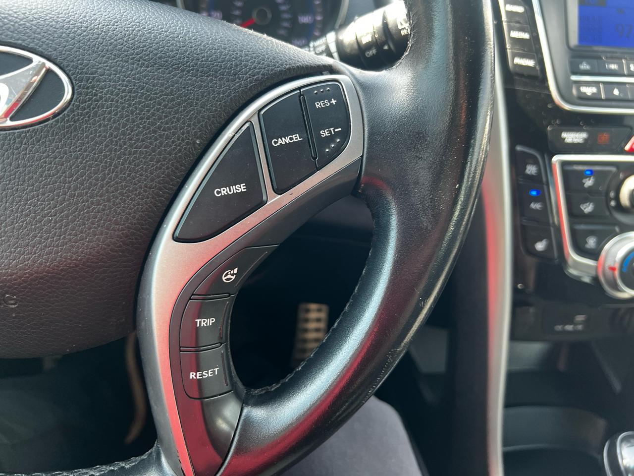 Hyundai Elantra GT A/T 2016