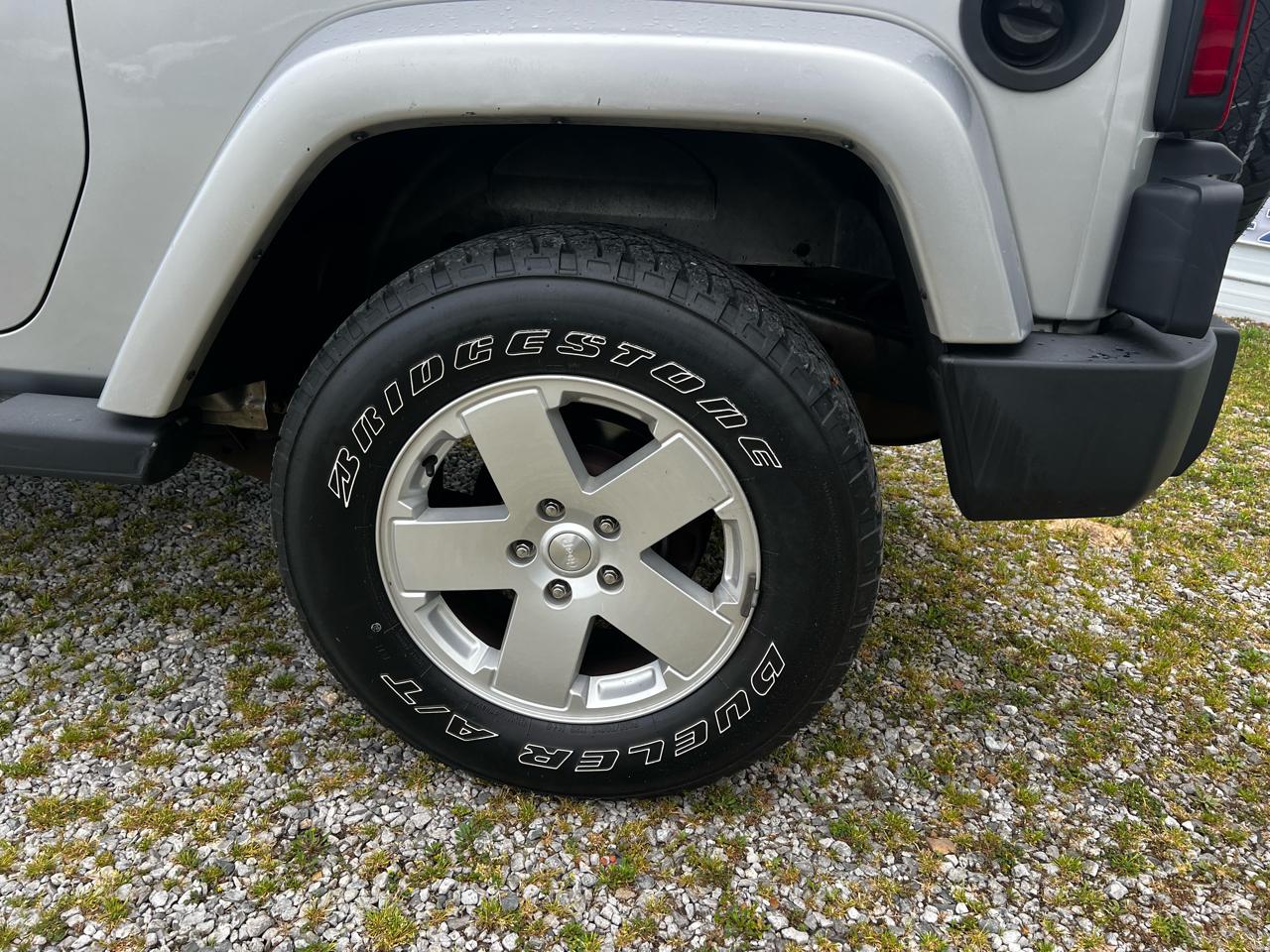 Jeep Wrangler Sahara 4WD 2012