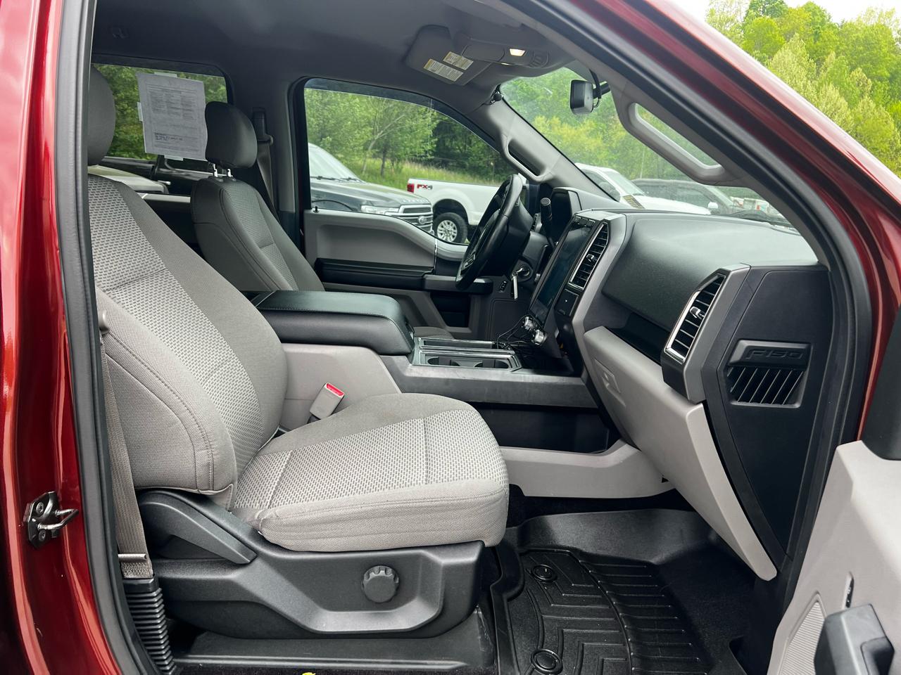 Ford F-150 XLT SuperCrew 5.5-ft. Bed 4WD 2016