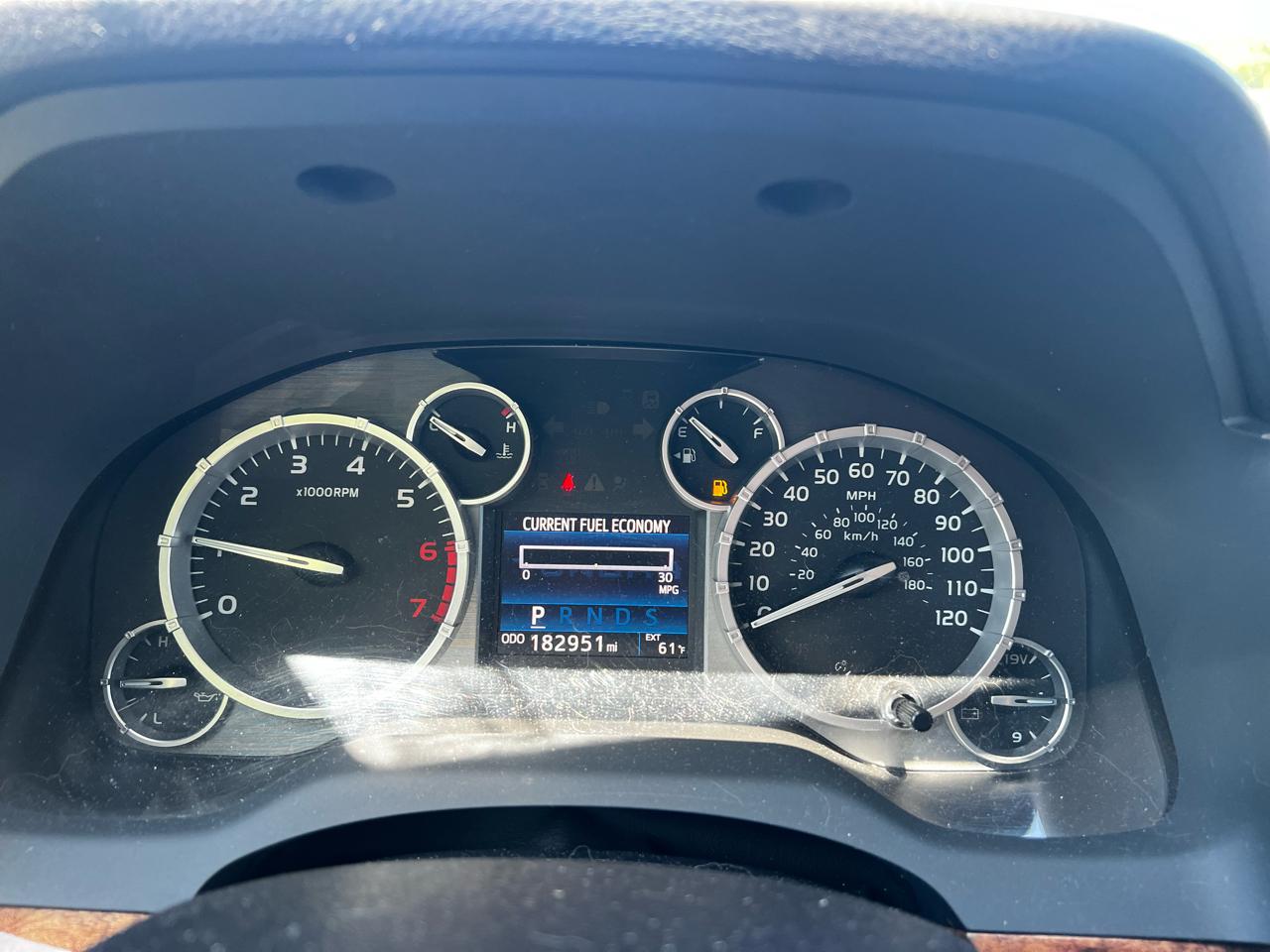 Toyota Tundra Platinum CrewMax 5.7L FFV 4WD 2017