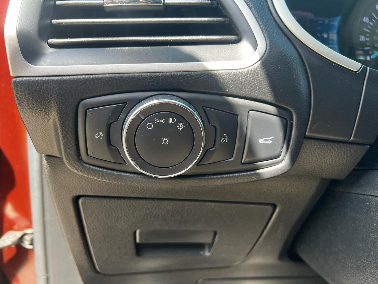 Ford Edge SEL FWD 2016