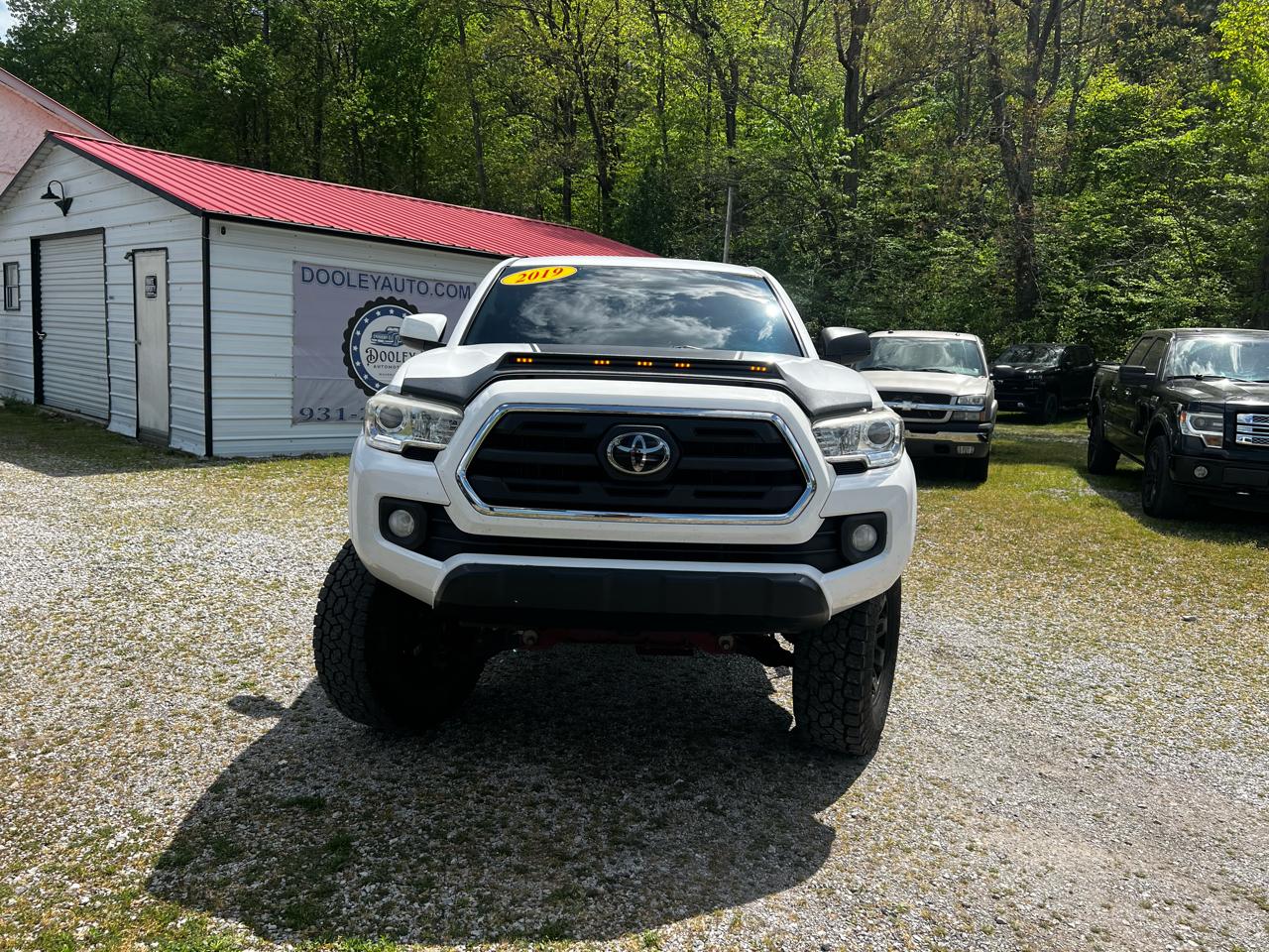 Toyota Tacoma SR5 Double Cab Long Bed V6 6AT 4WD 2019