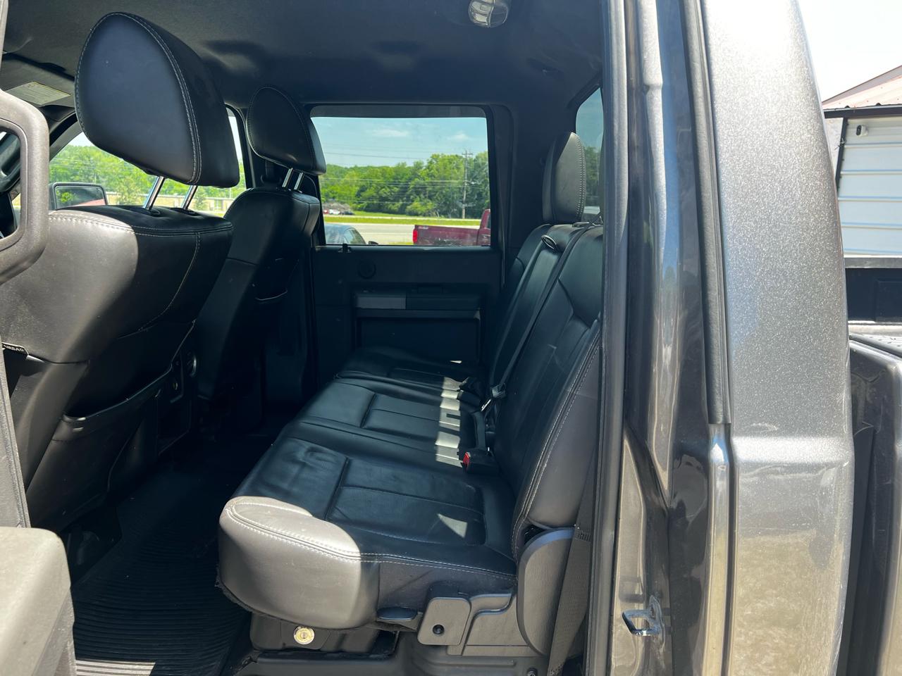 Ford F-250 SD Lariat Crew Cab 4WD 2011