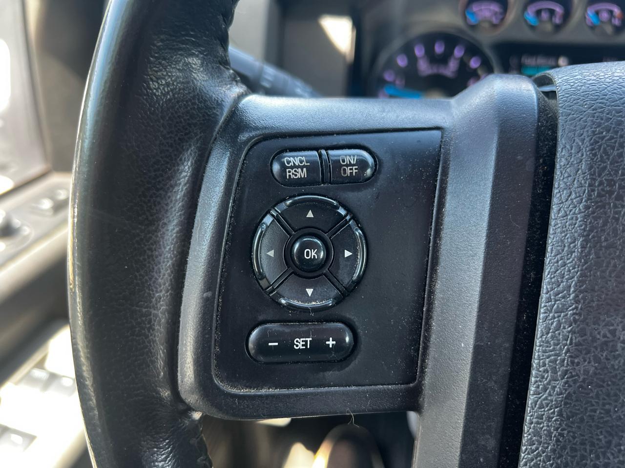 Ford F-250 SD Lariat Crew Cab 4WD 2011