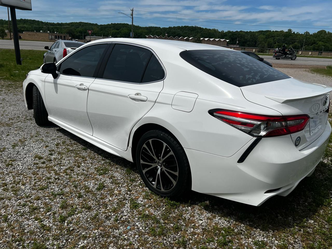 Toyota Camry SE 2018