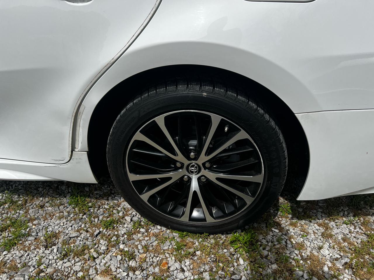 Toyota Camry SE 2018