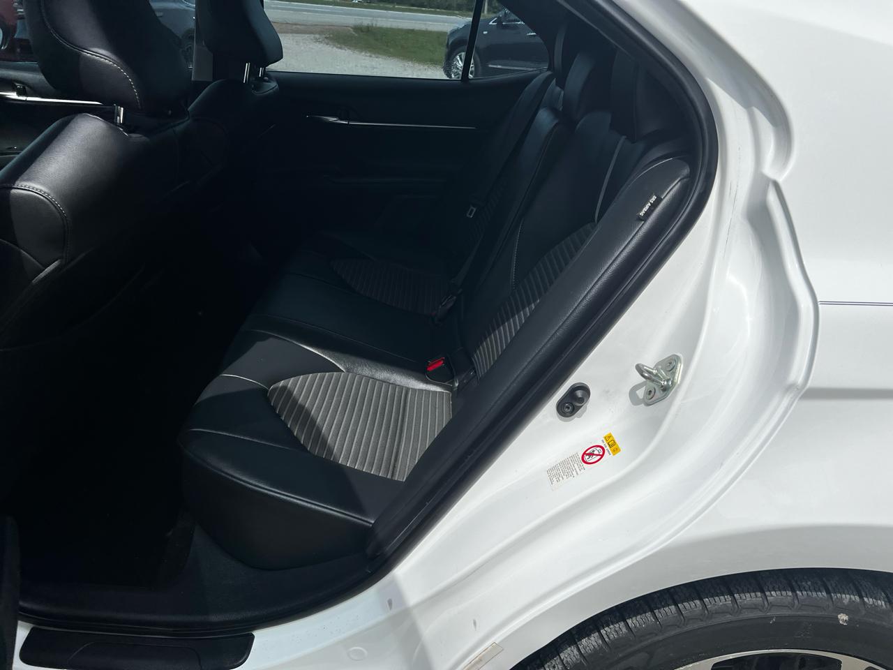 Toyota Camry SE 2018
