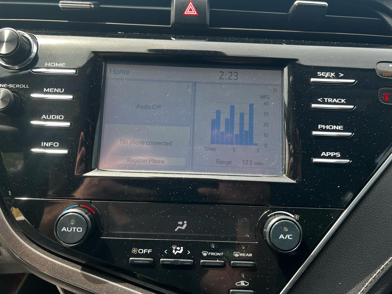 Toyota Camry SE 2018