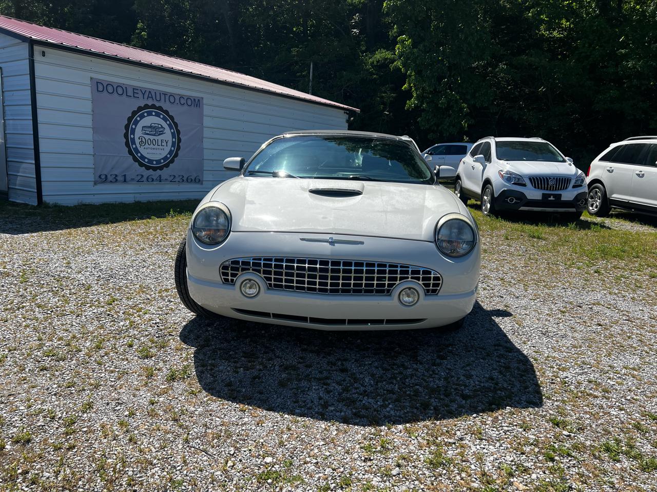 Ford Thunderbird Deluxe 2003