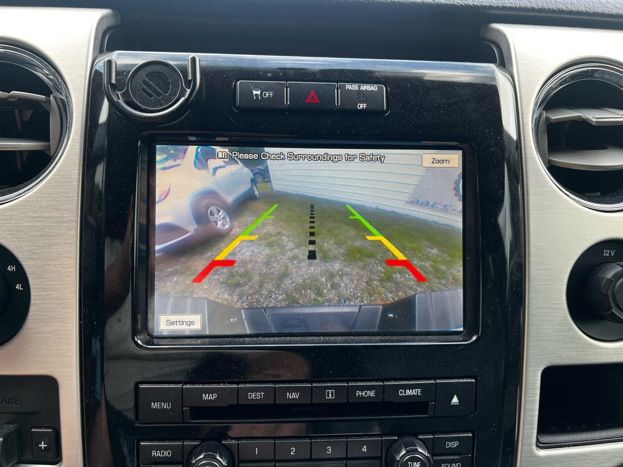 Ford F-150 Platinum SuperCrew 5.5-ft. Bed 4WD 2012