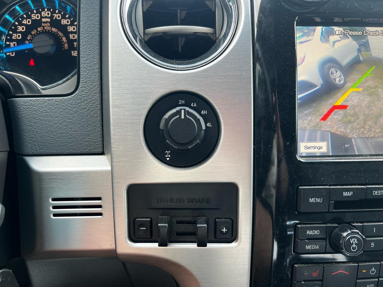 Ford F-150 Platinum SuperCrew 5.5-ft. Bed 4WD 2012