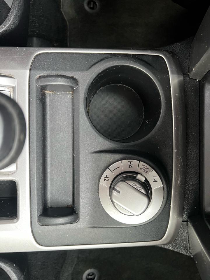 Toyota 4Runner SR5 4WD 2016