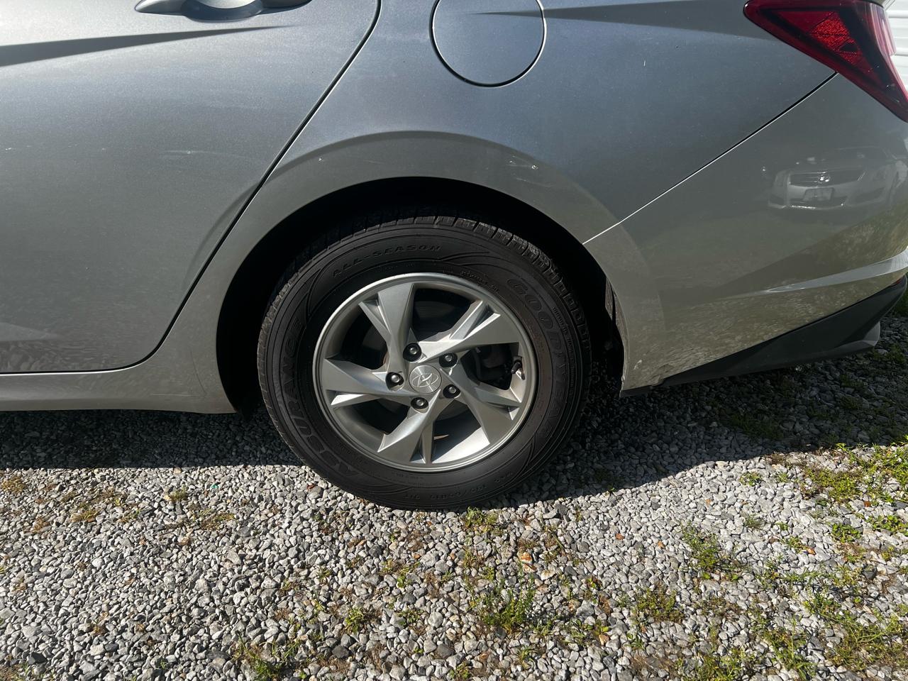 Hyundai Elantra SE 2021
