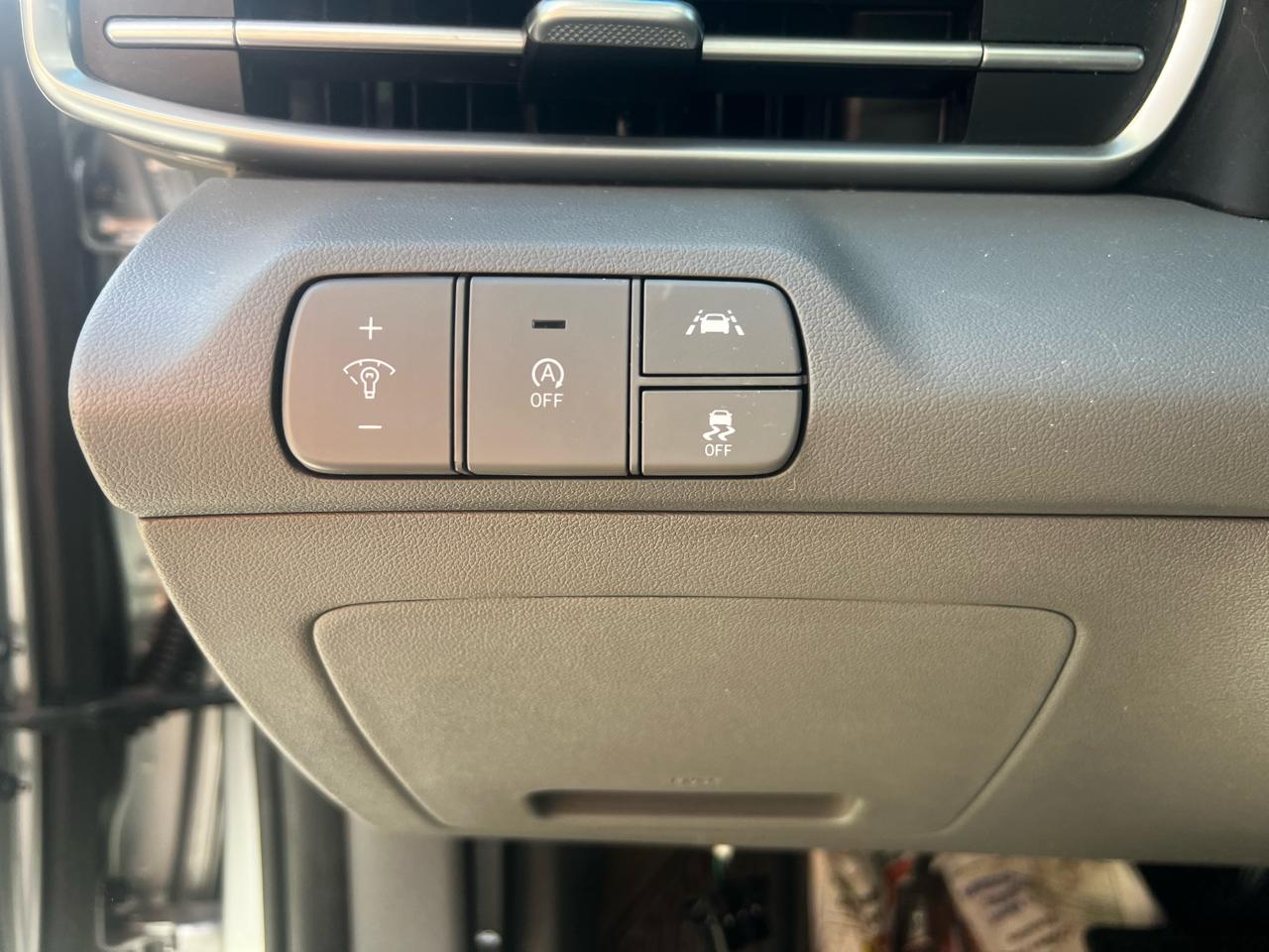 Hyundai Elantra SE 2021