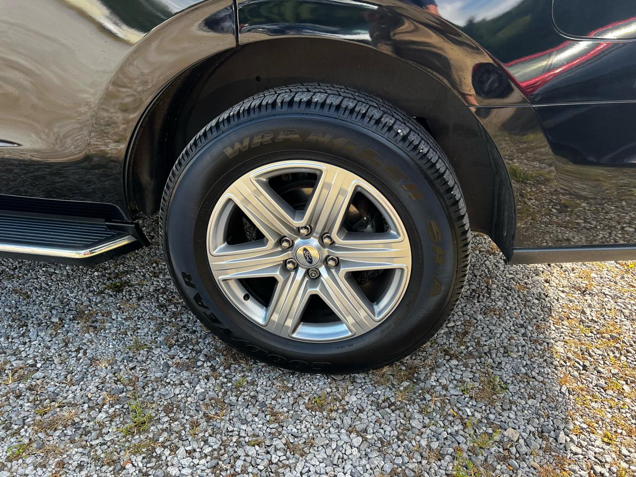 Ford Expedition XLT 4WD 2020