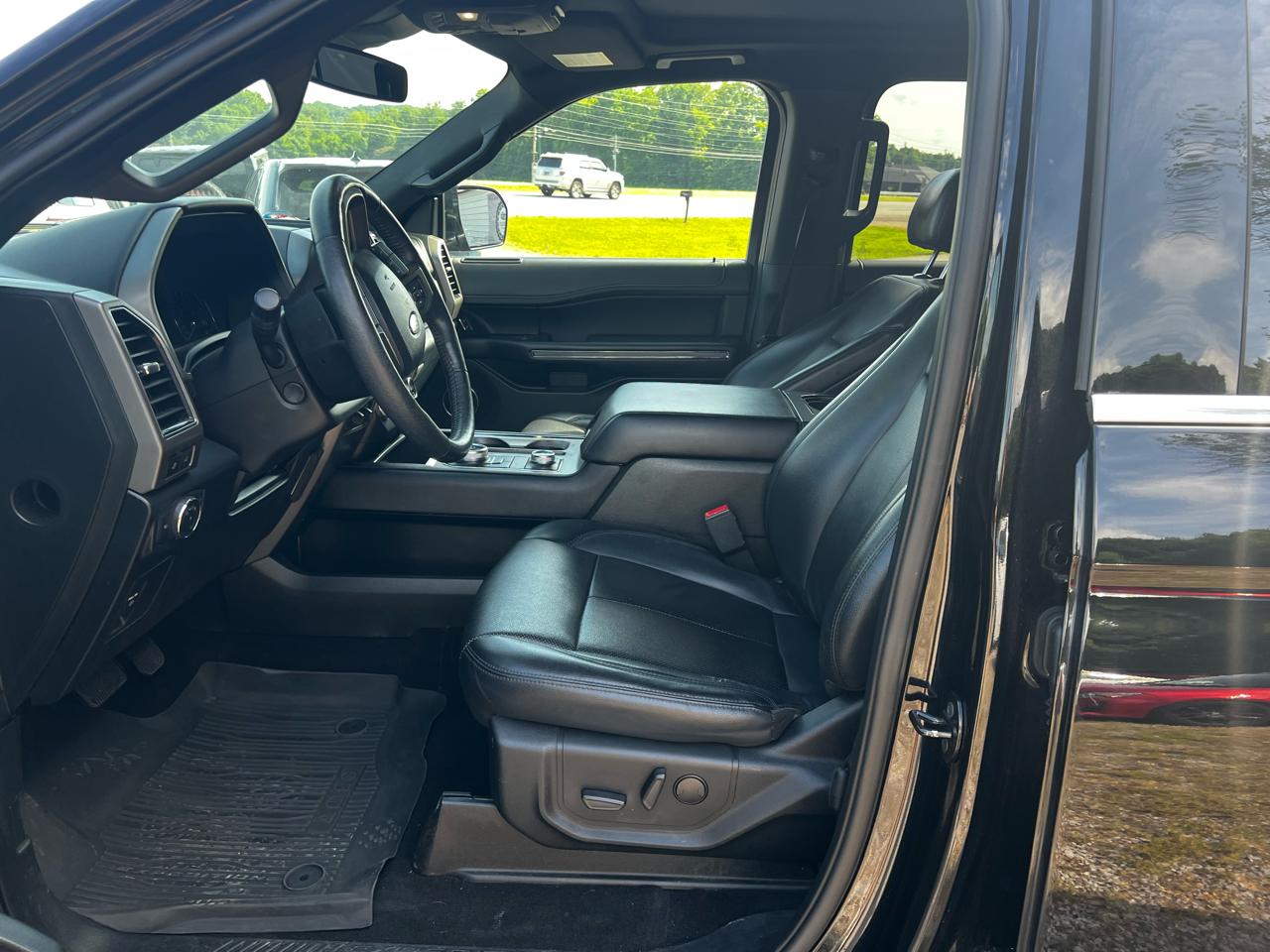Ford Expedition XLT 4WD 2020