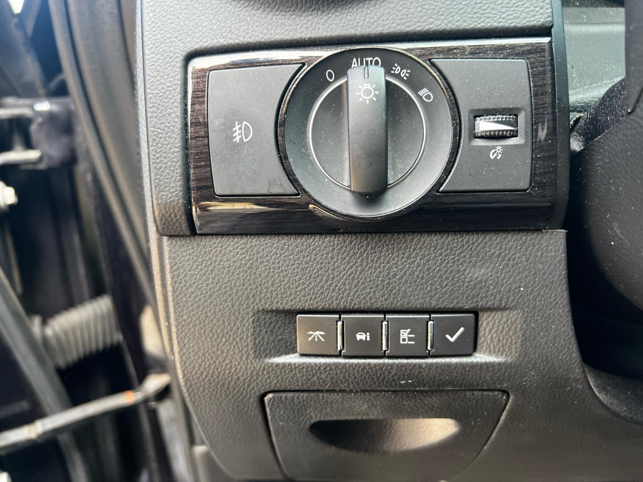 Chevrolet Captiva Sport 1LT FWD 2015
