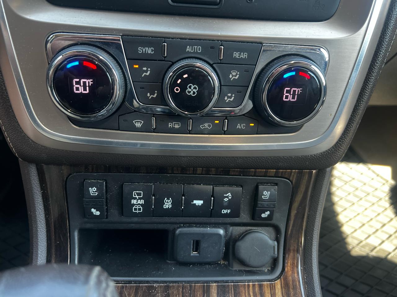 GMC Acadia Denali AWD 2016