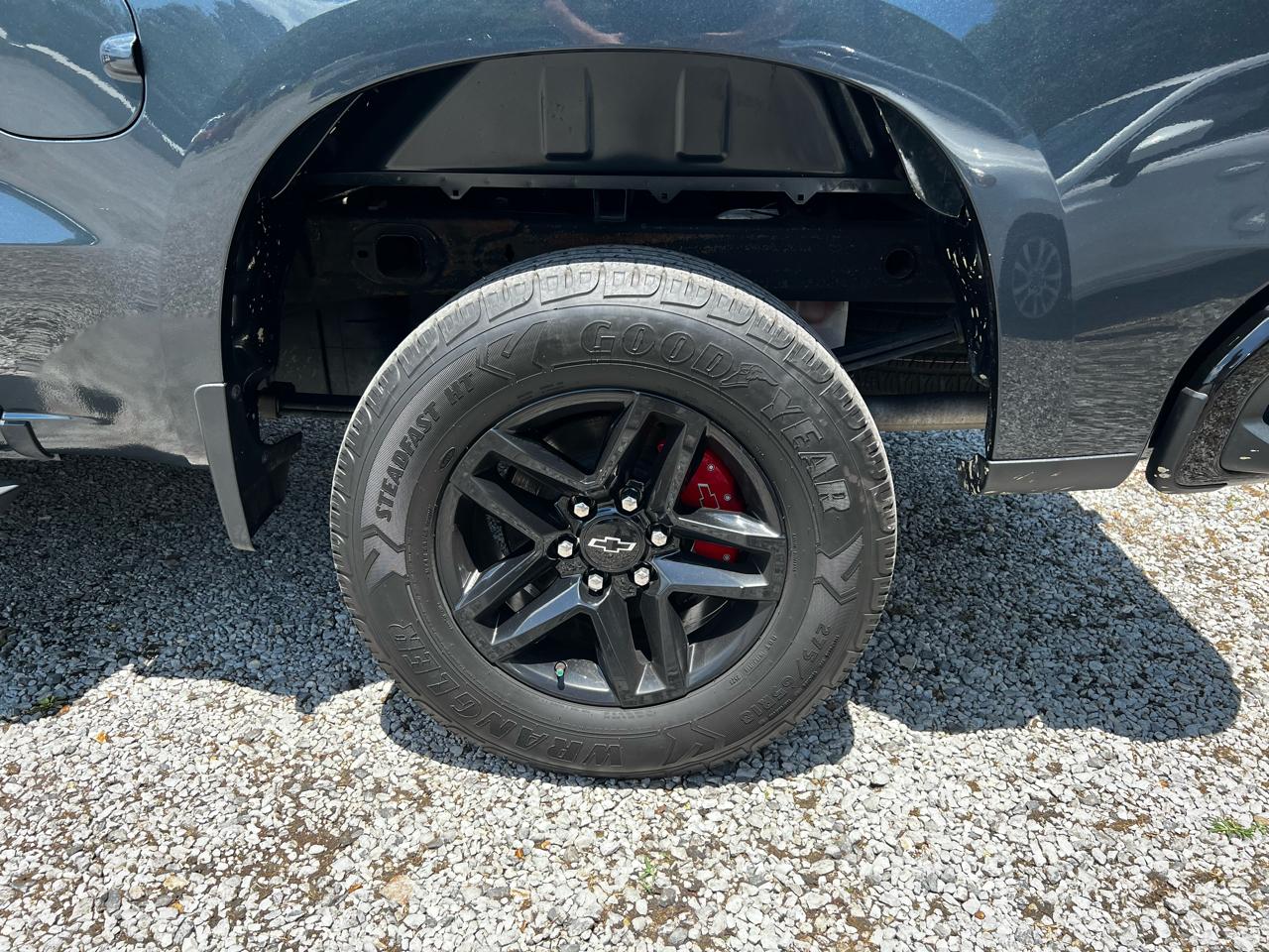 Chevrolet Silverado 1500 Custom Trail Boss Crew Cab Long Box 4WD 2019