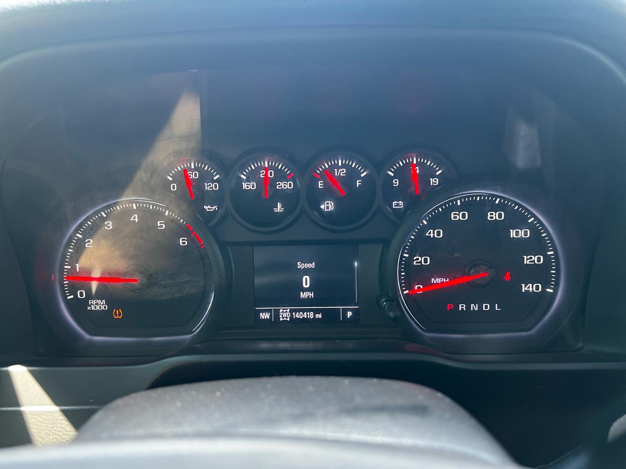 Chevrolet Silverado 1500 Custom Trail Boss Crew Cab Long Box 4WD 2019