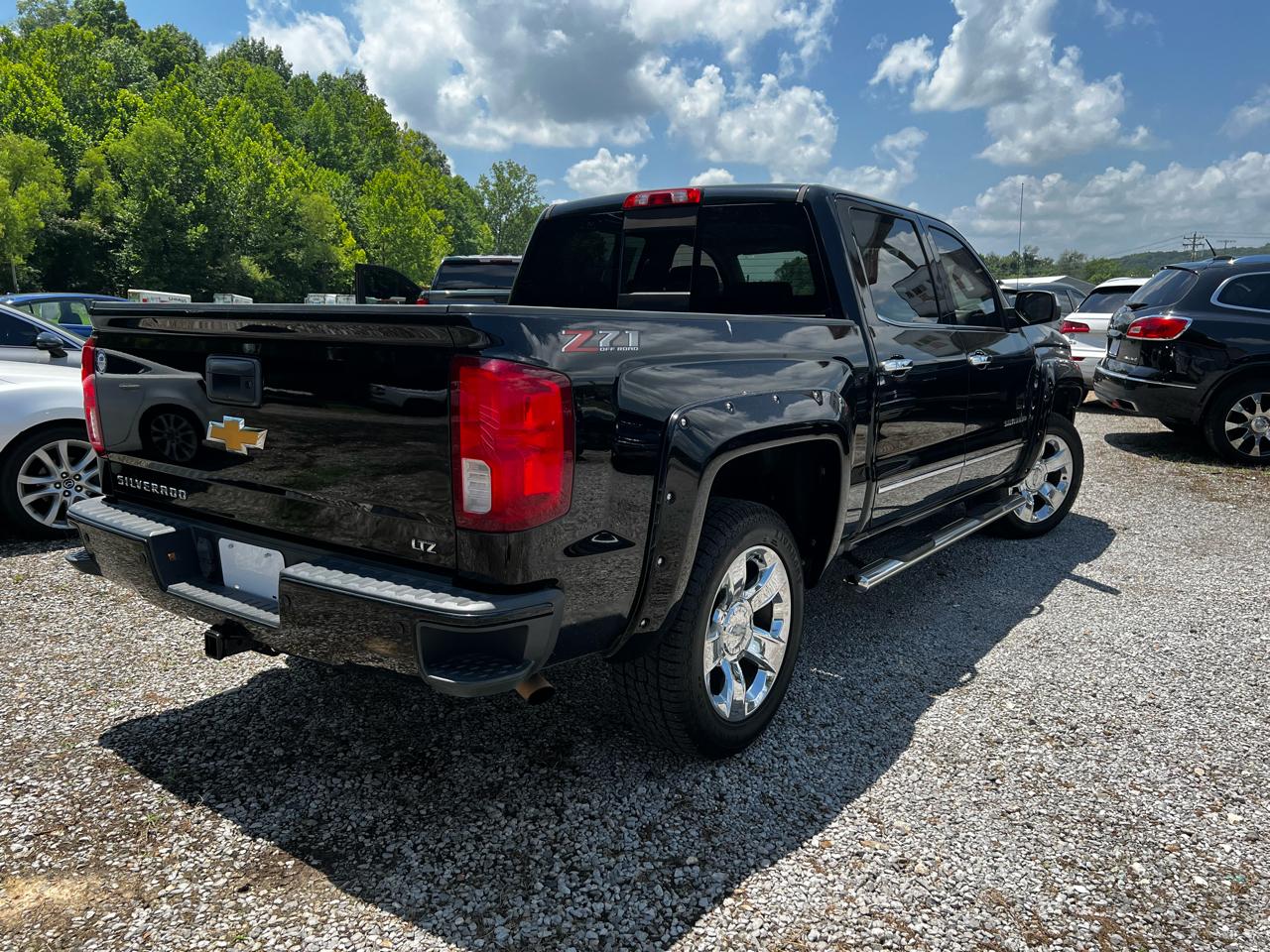 Chevrolet Silverado 1500 LTZ Crew Cab 4WD 2018