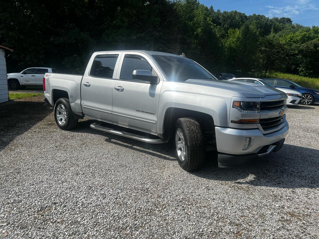 Chevrolet Silverado 1500 LT Crew Cab 4WD 2017