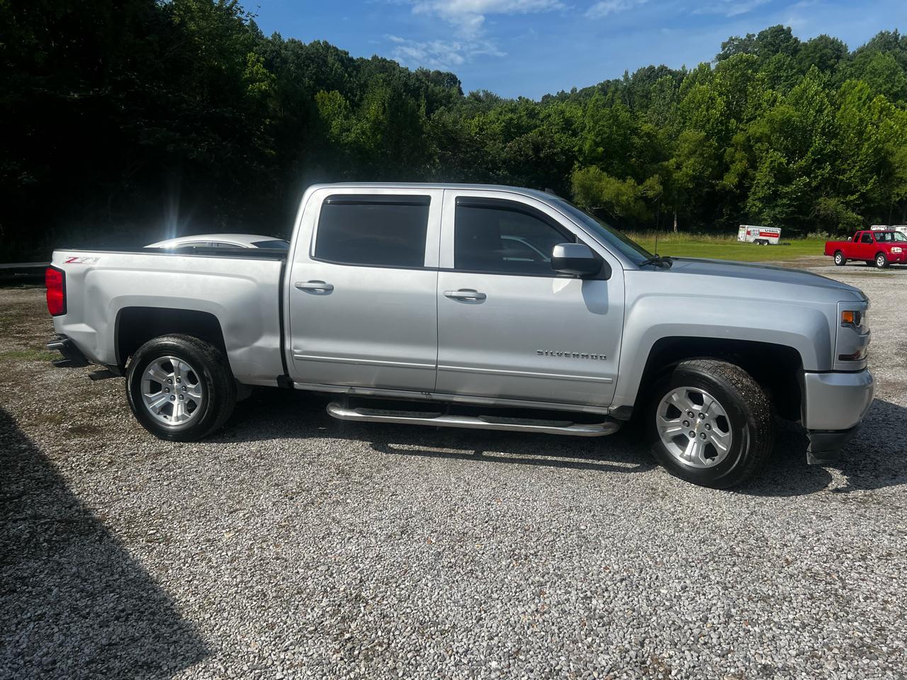 Chevrolet Silverado 1500 LT Crew Cab 4WD 2017