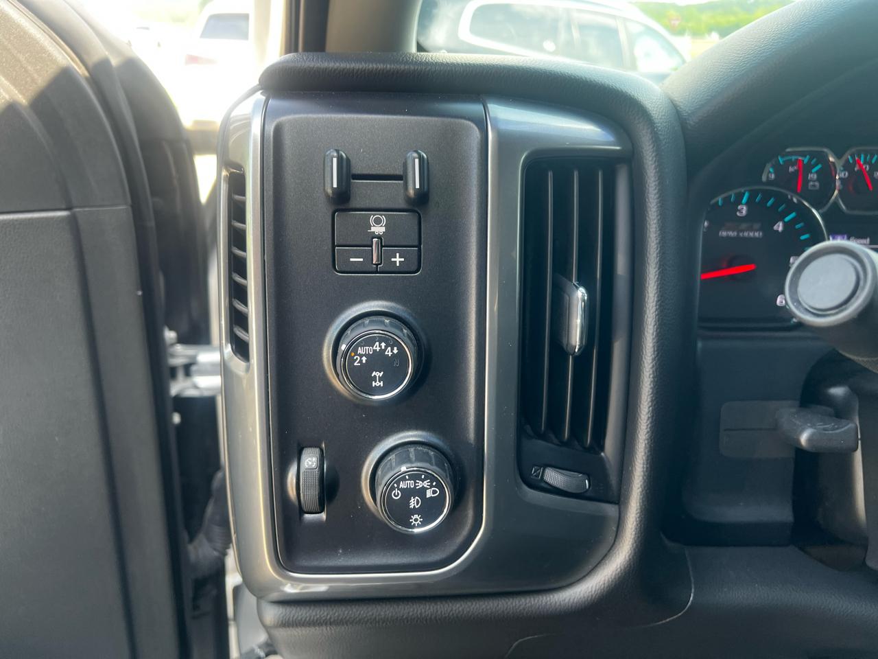 Chevrolet Silverado 1500 LT Crew Cab 4WD 2017