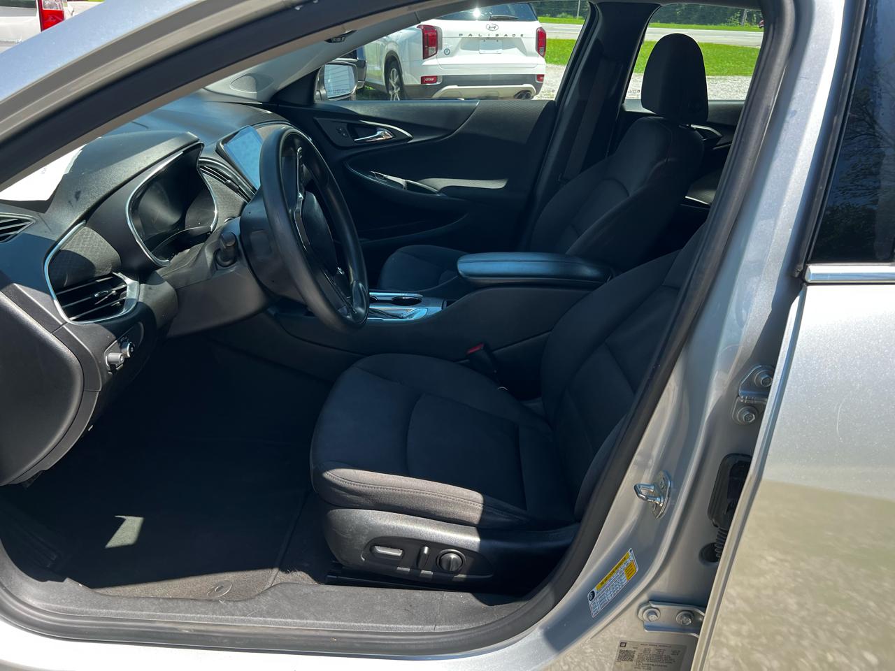 2020 Chevrolet Malibu 1LT - Photo 13