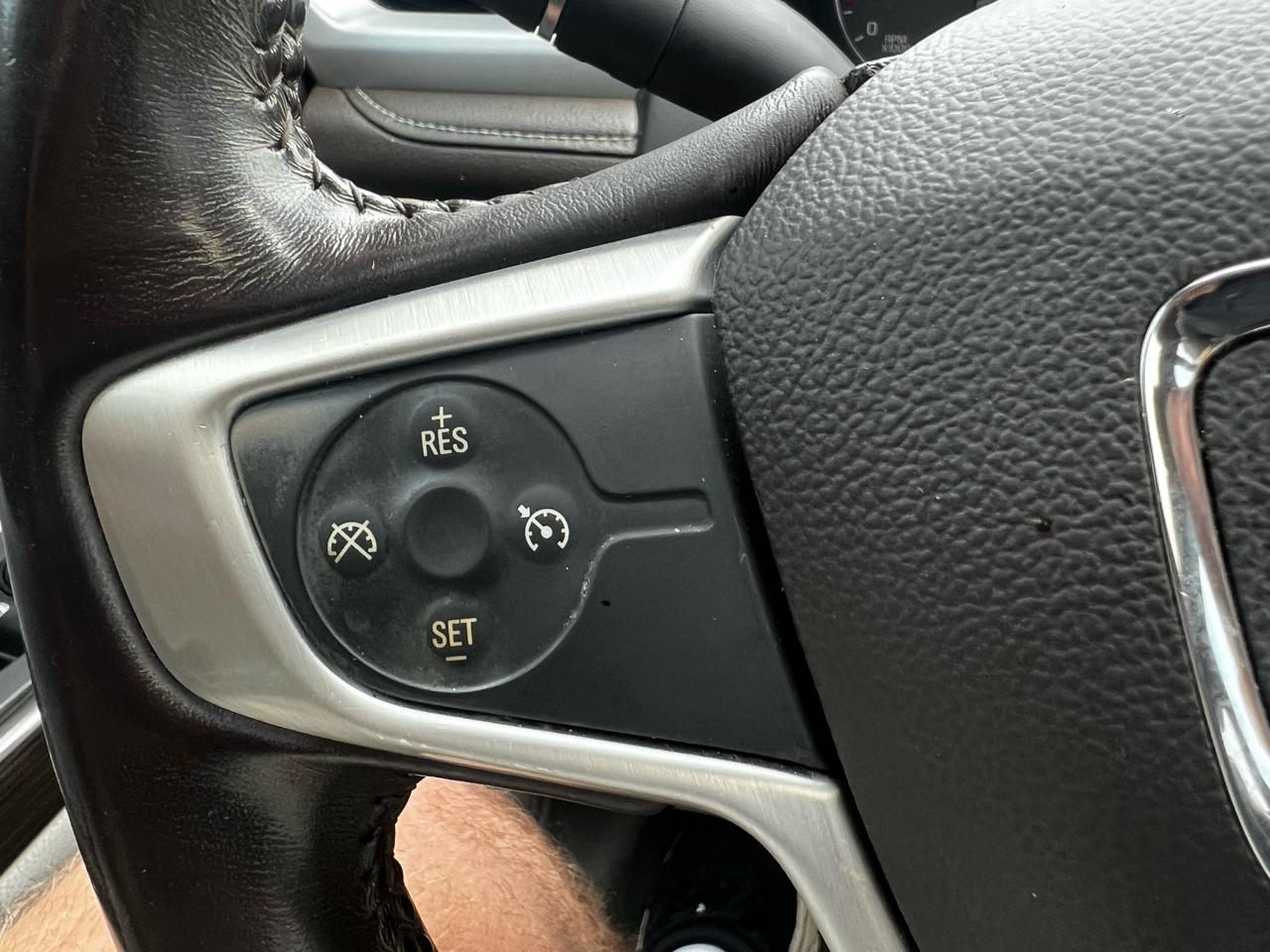 GMC Acadia SLT-1 FWD 2019
