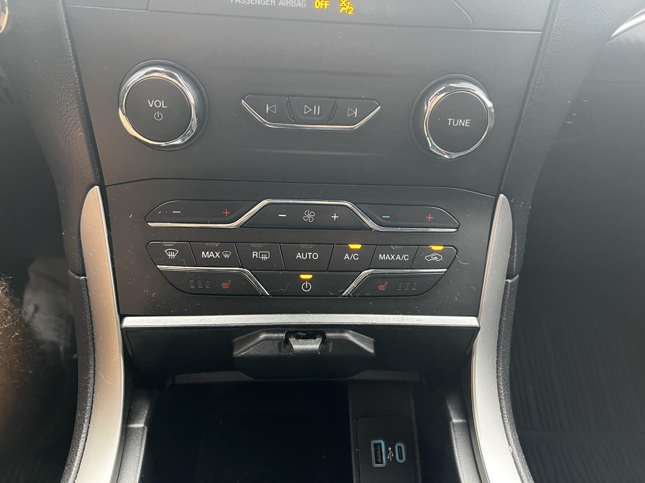 Ford Edge SEL FWD 2020