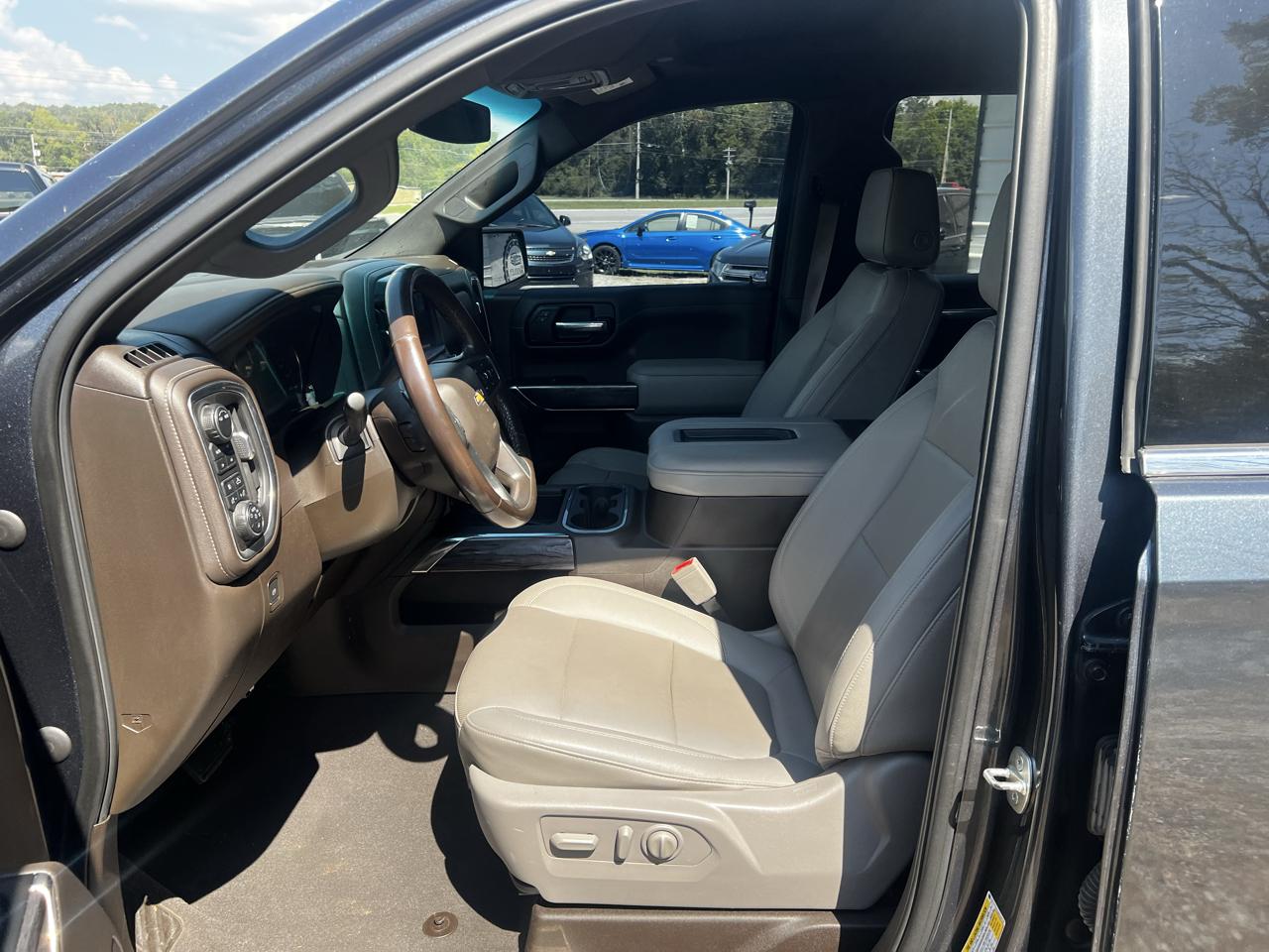 Chevrolet Silverado 1500 Limited LTZ Crew Cab 4WD 2022