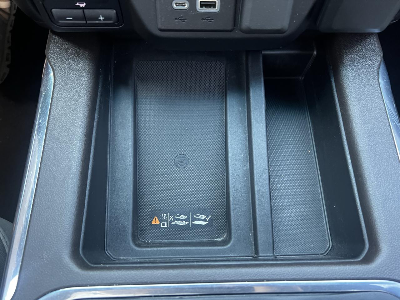 Chevrolet Silverado 1500 Limited LTZ Crew Cab 4WD 2022