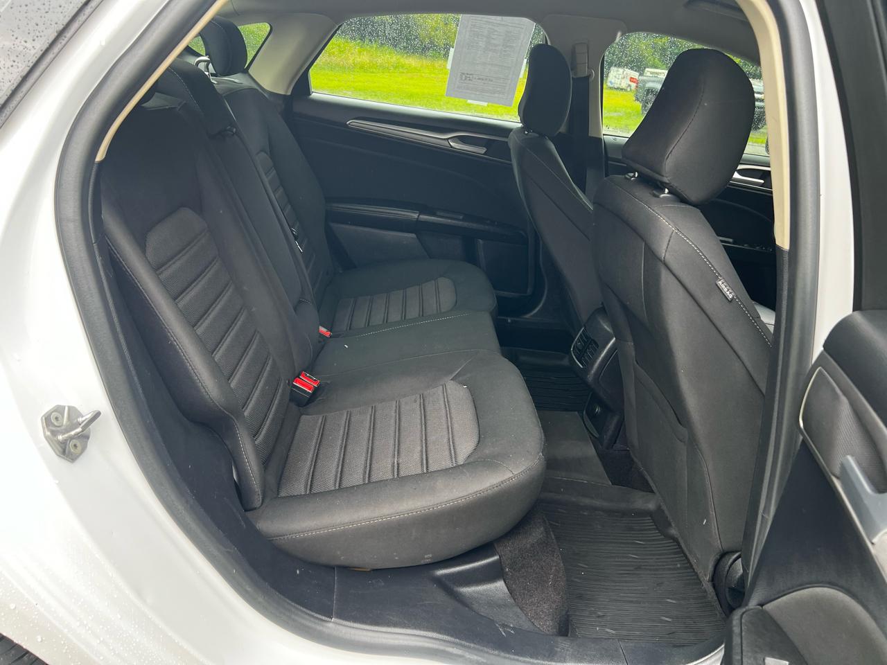 Ford Fusion SE 2020