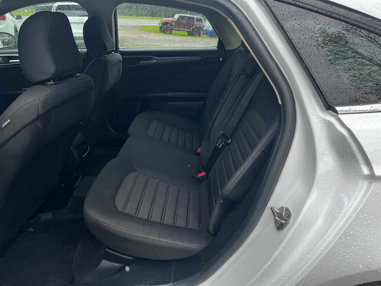 Ford Fusion SE 2020