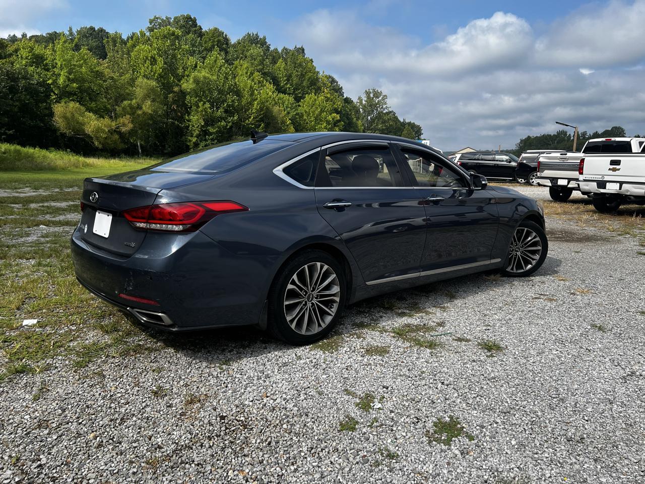Hyundai Genesis 3.8L 2015