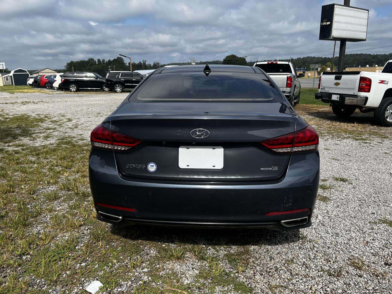 Hyundai Genesis 3.8L 2015
